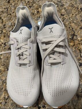 Women's Flux Shoes